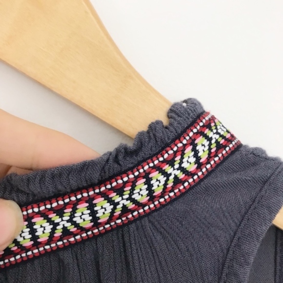 Melrose and Market Embroidered Keyhole Tank C5 - Picture 4 of 8